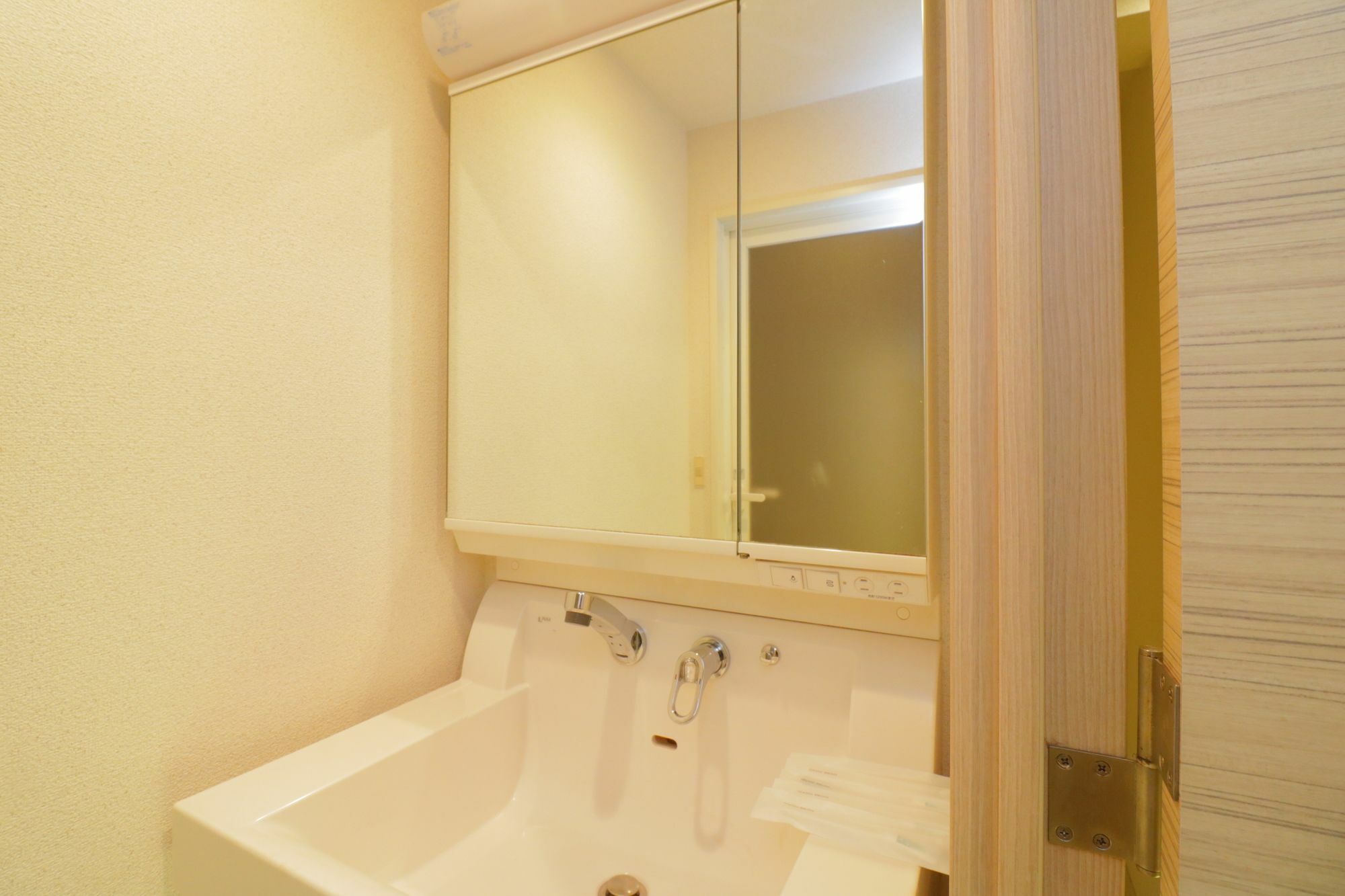 Hg Cozy Hotel No 17 通天閣前 Ōsaka Extérieur photo